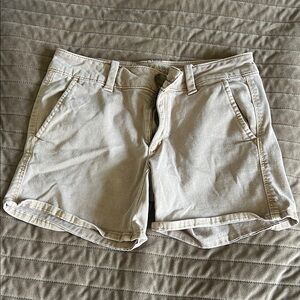 American Eagle Outfitters Cream Women's Shorts
